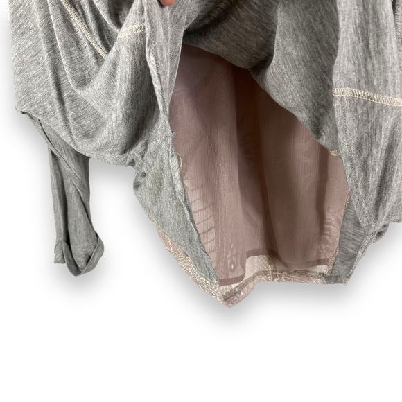 Tiny Anthropologie Hazel Embroidered Sequin Dolman Sleeve Top, Grey/Blush, Small - Picture 7 of 9